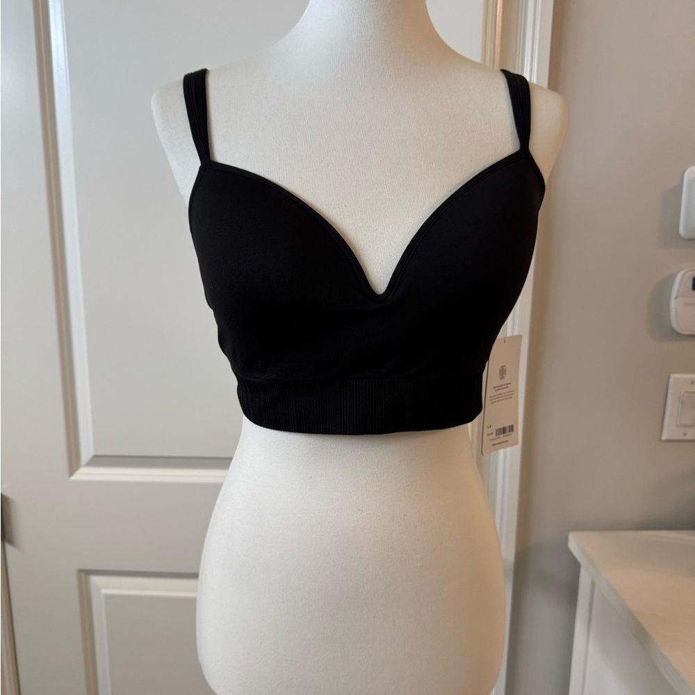 Black V-Neck Crop Top